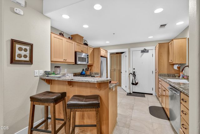 608 Fair Oaks Court, Ashland, OR 97520
