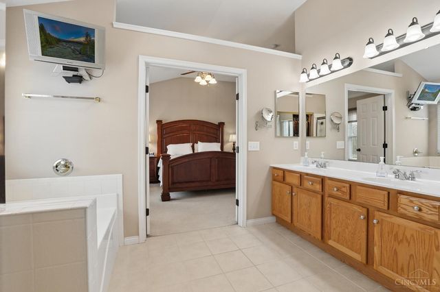 6066 Glen View, Mason, OH 45040