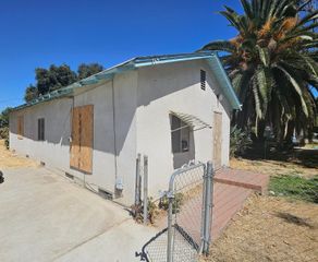 765 S Pratt Street, Tulare, CA 93274