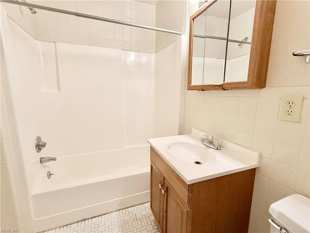 1915 Colonial Ave Apt 3, Norfolk, VA 23517