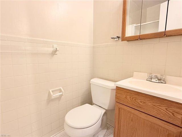 1915 Colonial Ave Apt 3, Norfolk, VA 23517