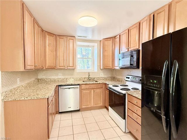 1915 Colonial Ave Apt 3, Norfolk, VA 23517