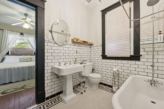 815 Winnie Street, Galveston, TX 77550