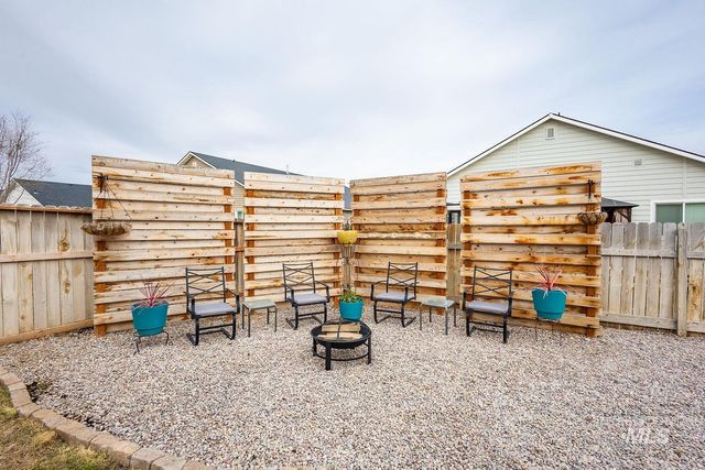 11780 Walden St, Caldwell, ID 83605