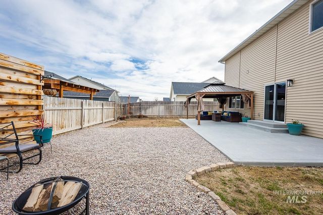 11780 Walden St, Caldwell, ID 83605