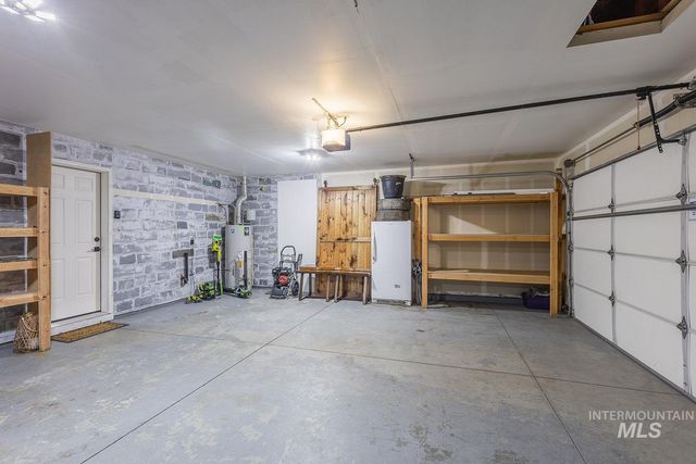 11780 Walden St, Caldwell, ID 83605