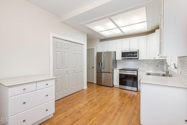 2944 Ballybunion Way, Raleigh, NC 27613