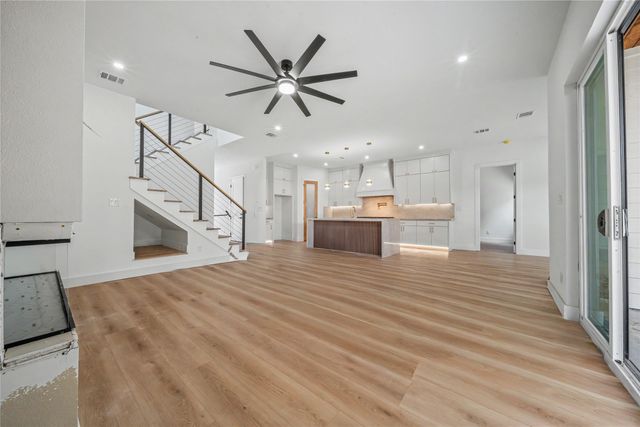 1727 Toronto Street, Dallas, TX 75212