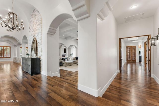 2527 E BEECHNUT Court, Chandler, AZ 85249