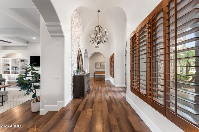 2527 E BEECHNUT Court, Chandler, AZ 85249