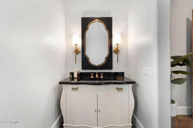 2527 E BEECHNUT Court, Chandler, AZ 85249