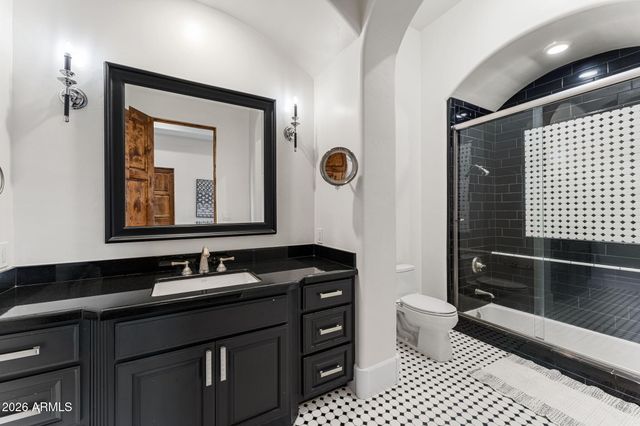 2527 E BEECHNUT Court, Chandler, AZ 85249