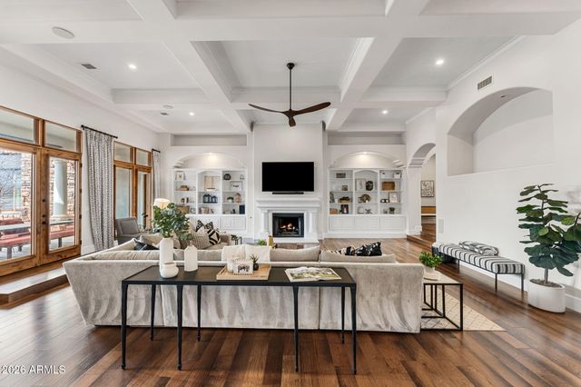 2527 E BEECHNUT Court, Chandler, AZ 85249