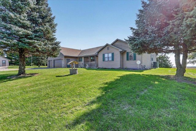 5541 W County A Road, Janesville, WI 53548