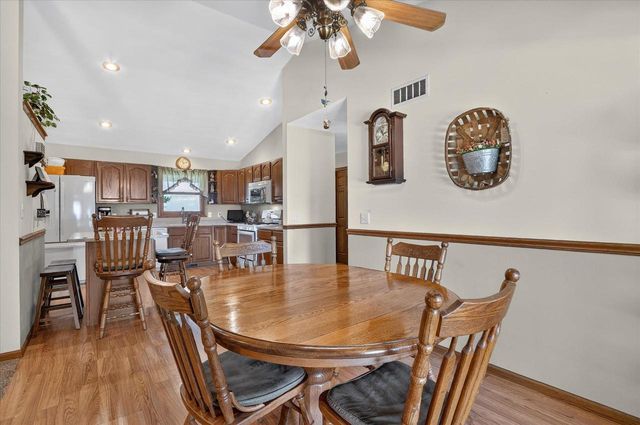 5541 W County A Road, Janesville, WI 53548