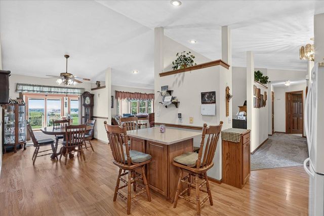 5541 W County A Road, Janesville, WI 53548