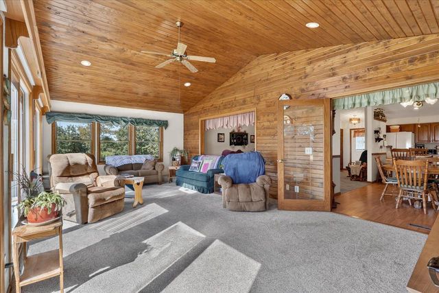 5541 W County A Road, Janesville, WI 53548
