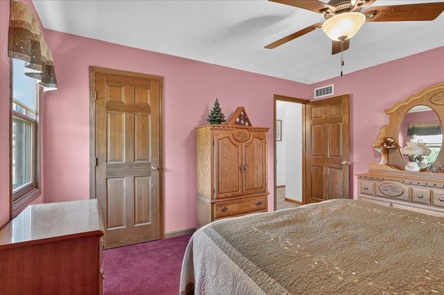 5541 W County A Road, Janesville, WI 53548