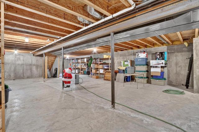 5541 W County A Road, Janesville, WI 53548