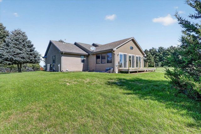 5541 W County A Road, Janesville, WI 53548