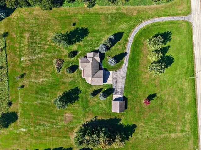 5541 W County A Road, Janesville, WI 53548