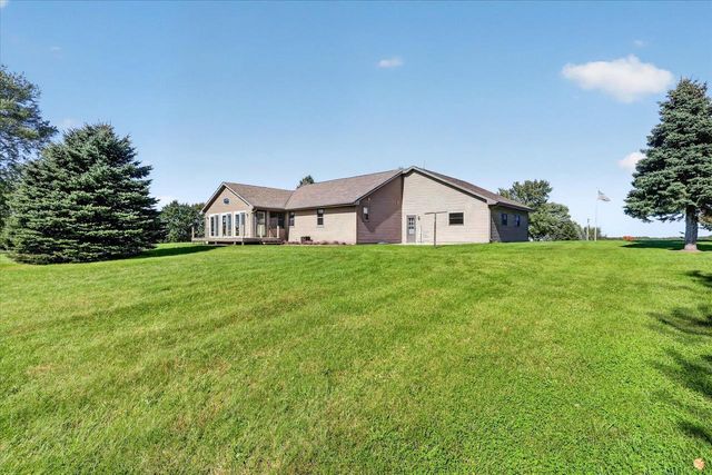 5541 W County A Road, Janesville, WI 53548