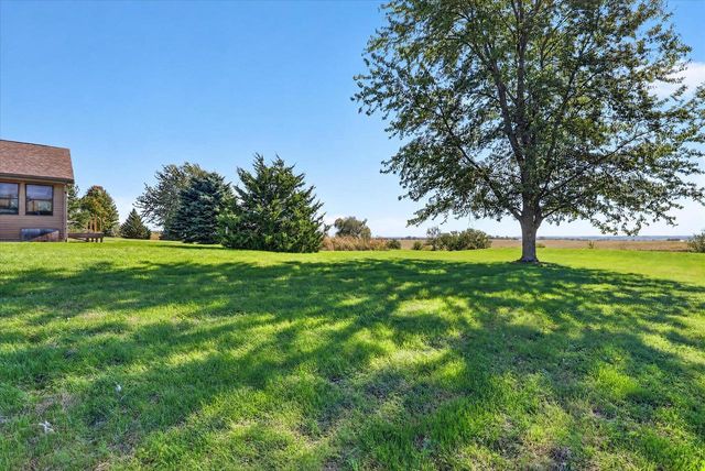 5541 W County A Road, Janesville, WI 53548