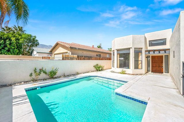 54595 Avenida Velasco, La Quinta, CA 92253