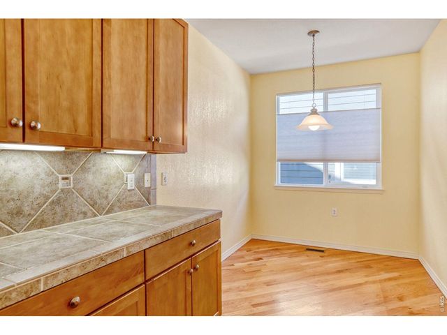 527 Deerwood Dr, Longmont, CO 80504