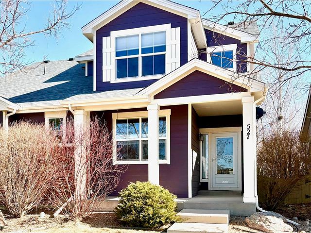 527 Deerwood Dr, Longmont, CO 80504
