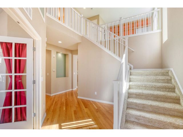 527 Deerwood Dr, Longmont, CO 80504