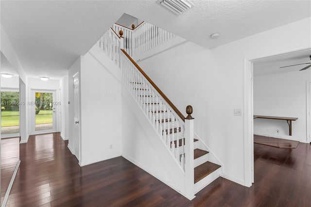 11069 Glenwood Dr, Coral Springs, FL 33065