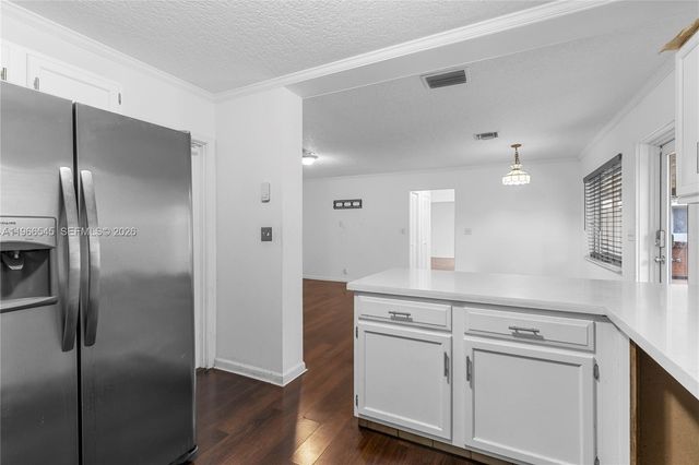 11069 Glenwood Dr, Coral Springs, FL 33065