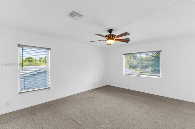 11069 Glenwood Dr, Coral Springs, FL 33065