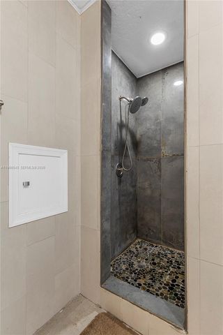 11069 Glenwood Dr, Coral Springs, FL 33065