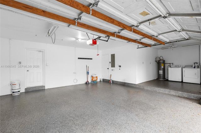 11069 Glenwood Dr, Coral Springs, FL 33065