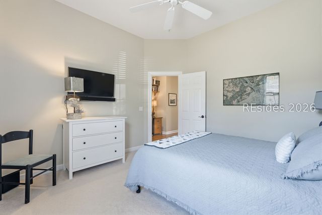 6 Crescent Cir, Bluffton, SC 29910