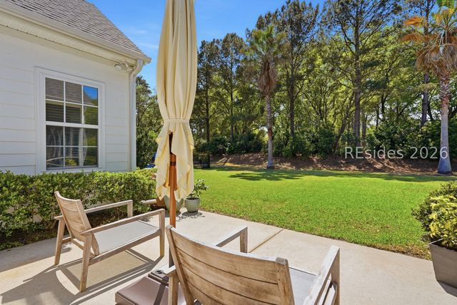 6 Crescent Cir, Bluffton, SC 29910