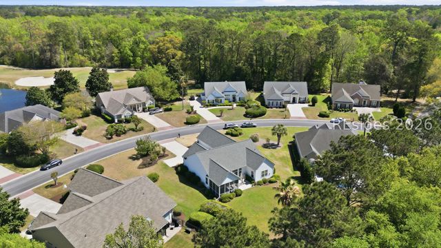 6 Crescent Cir, Bluffton, SC 29910