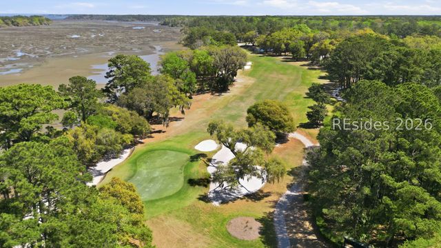 6 Crescent Cir, Bluffton, SC 29910