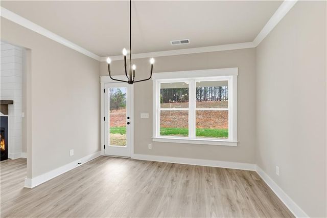 4660 SW Cooling Water Circle, Powder Springs, GA 30127