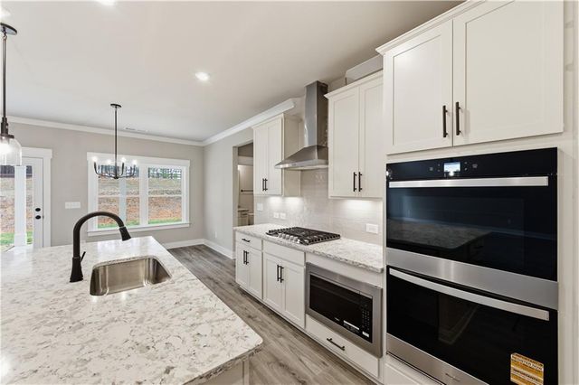 4660 SW Cooling Water Circle, Powder Springs, GA 30127