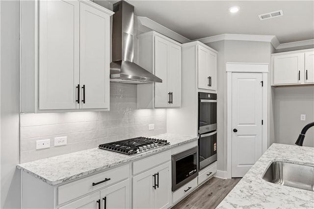 4660 SW Cooling Water Circle, Powder Springs, GA 30127