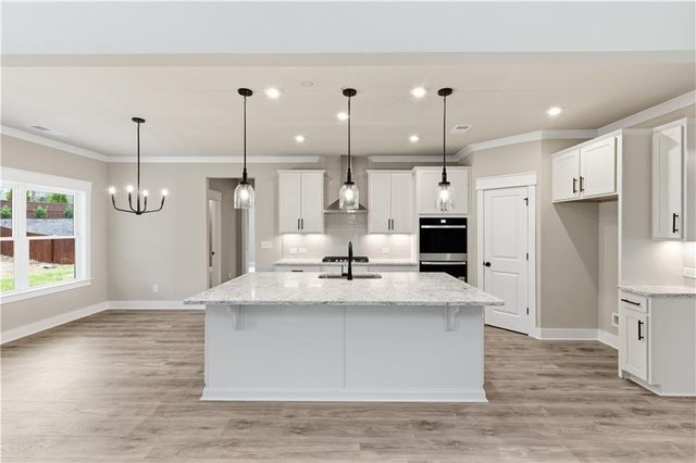 4660 SW Cooling Water Circle, Powder Springs, GA 30127