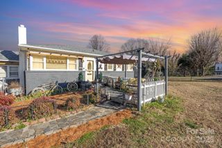 113 Hardy Street, Jonesville, NC 28642