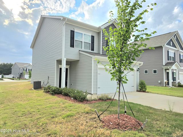 272 Bruce Drive, Dunn, NC 28334