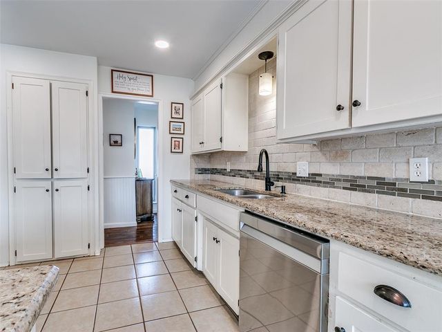 6012 NW 83rd Street, Oklahoma City, OK 73132