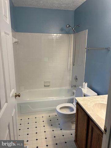 1406 WILLOW OAK DR, Frederick, MD 21701