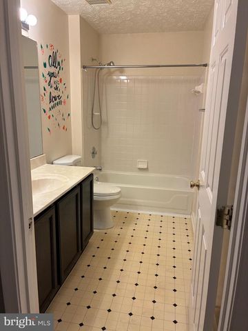 1406 WILLOW OAK DR, Frederick, MD 21701