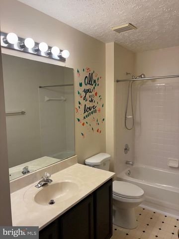 1406 WILLOW OAK DR, Frederick, MD 21701